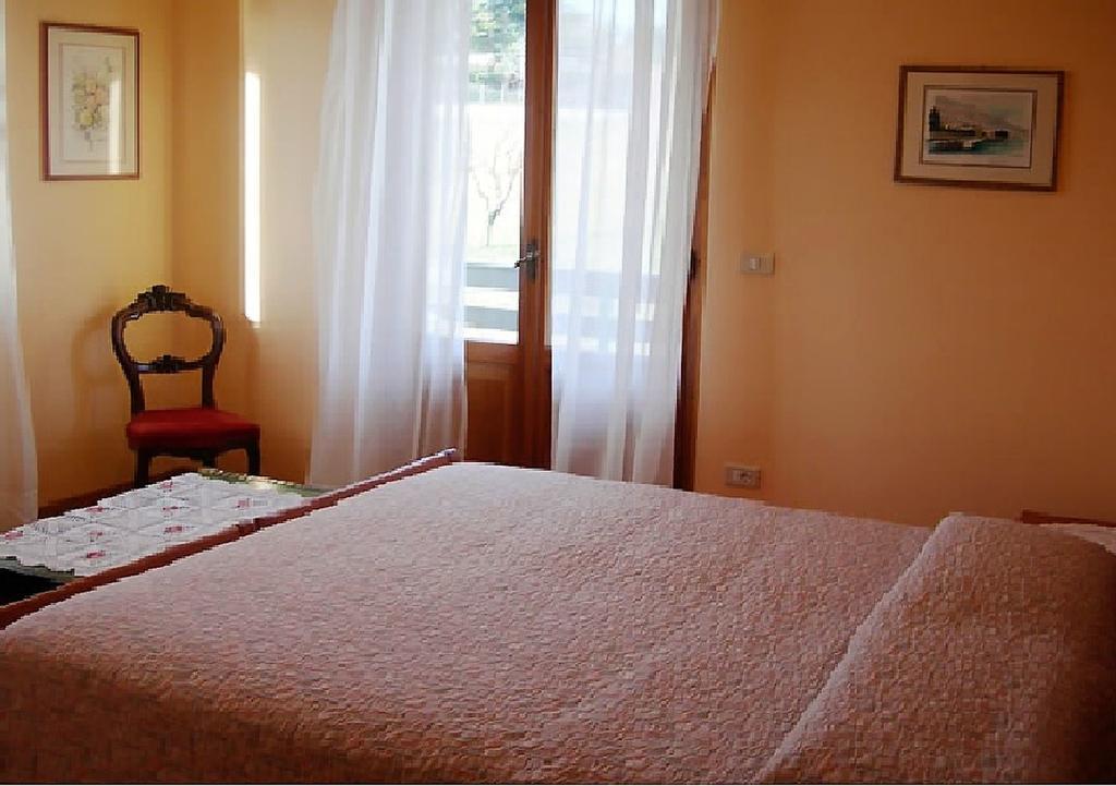 B&B Garden Solto Collina Exterior foto